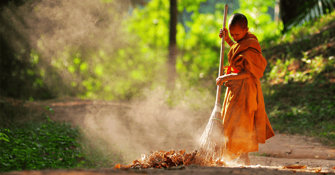 Con người đôi khi chỉ xô bồ và lo lắng, phấn đấu cả một đời mà quên mất bản thân, chúng ta chỉ có thể làm một việc vào một thời điểm tuy vậy nhưng lại không dụng được tâm vào việc hiện tại, toàn lo nghĩ chuyên tương lai (Ảnh: vanngan)